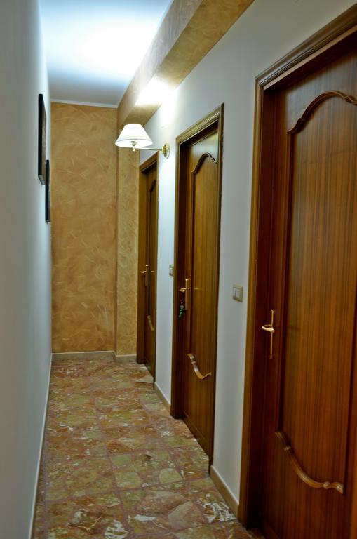 Bed & Breakfast Fontanarossa Airport -Private Parking- คาตาเนีย ภายนอก รูปภาพ